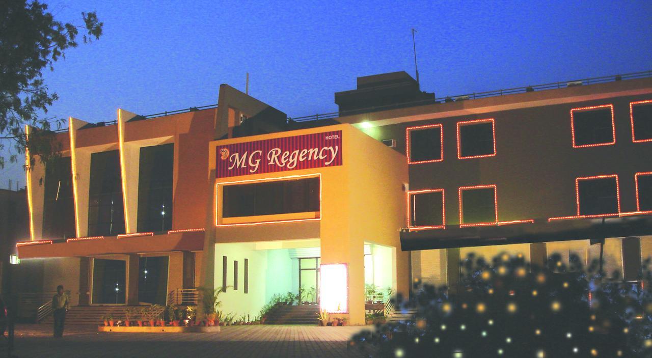 Hotel Mg Regency Baddi Exterior foto